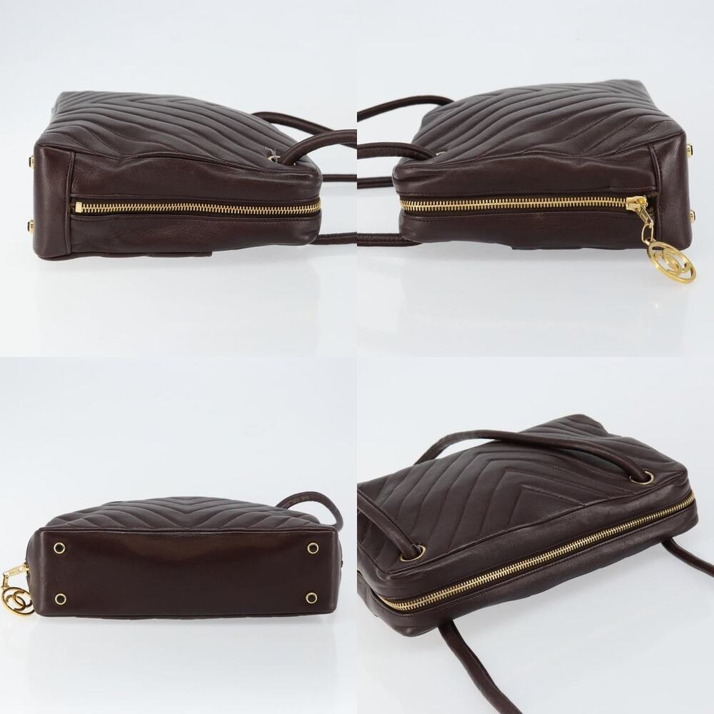 Chanel V Stitch Shoulder Bag - Picture 3 of 8